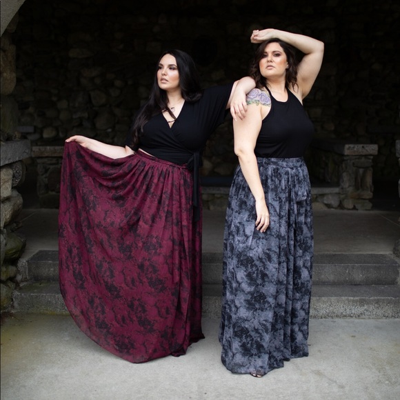 Plus Size ‘Midnight’ Tie Waist Maxi Skirt - Picture 8 of 8